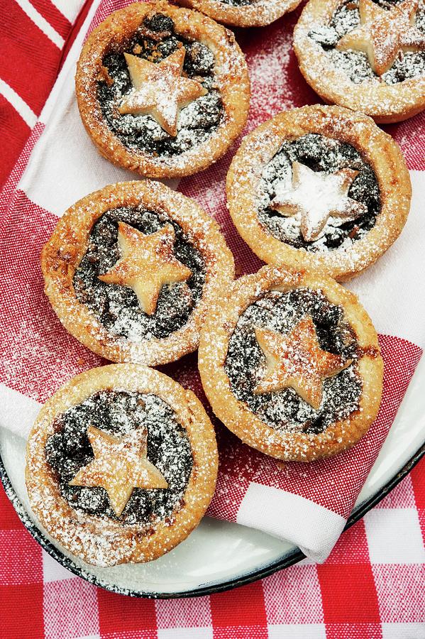 Mince Pies Dusted With Icing Sugar For Christmas Photograph by Linda Burgess