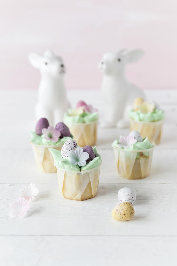 Mini Easter Cupcakes Photograph by Emma Friedrichs