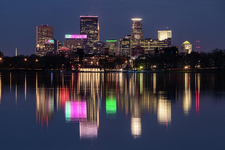 Minneapolis Skyline Lake Calhoun Photograph by Ben McGrail - Pixels