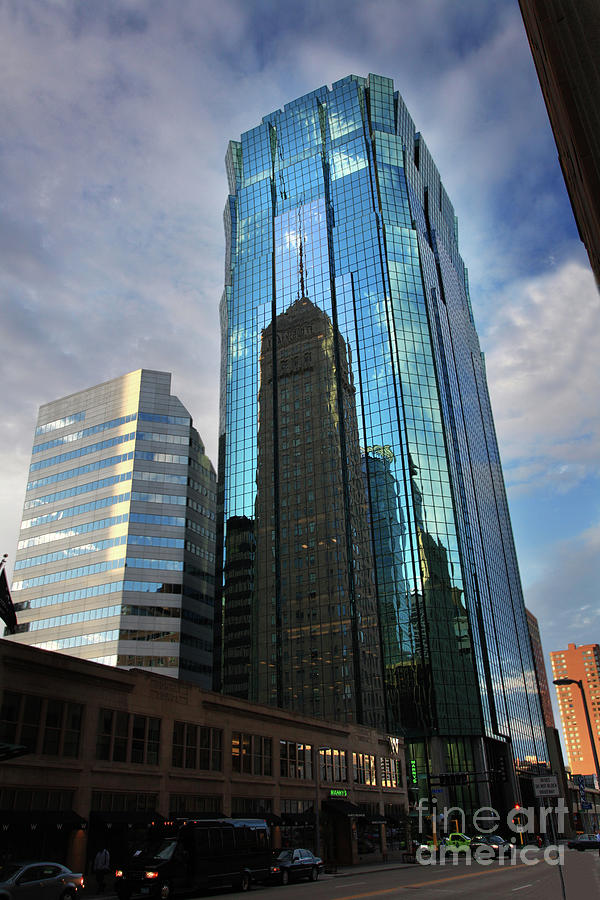Minneapolis Skyline Photography Foshay Tower Photograph by Wayne Moran