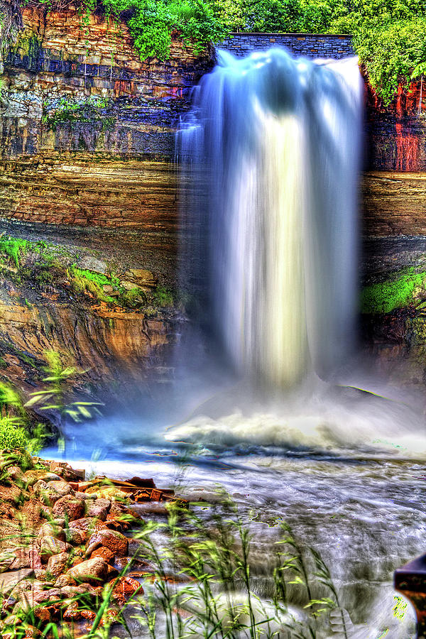 Minnehaha Water Falls by Saibal