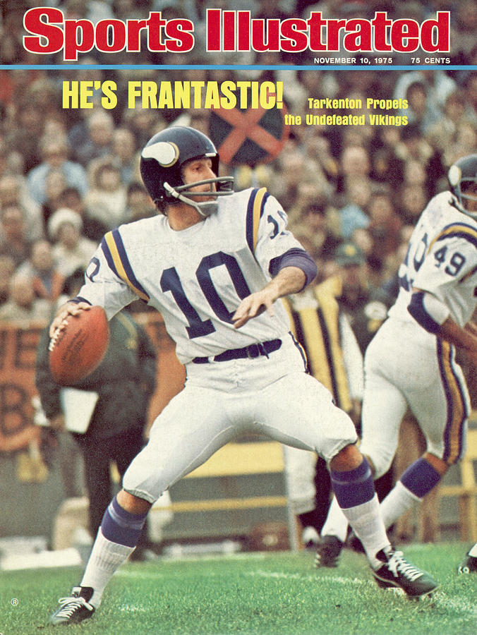 Minnesota Vikings Qb Fran Tarkenton... Sports Illustrated Cover Photograph by Sports Illustrated