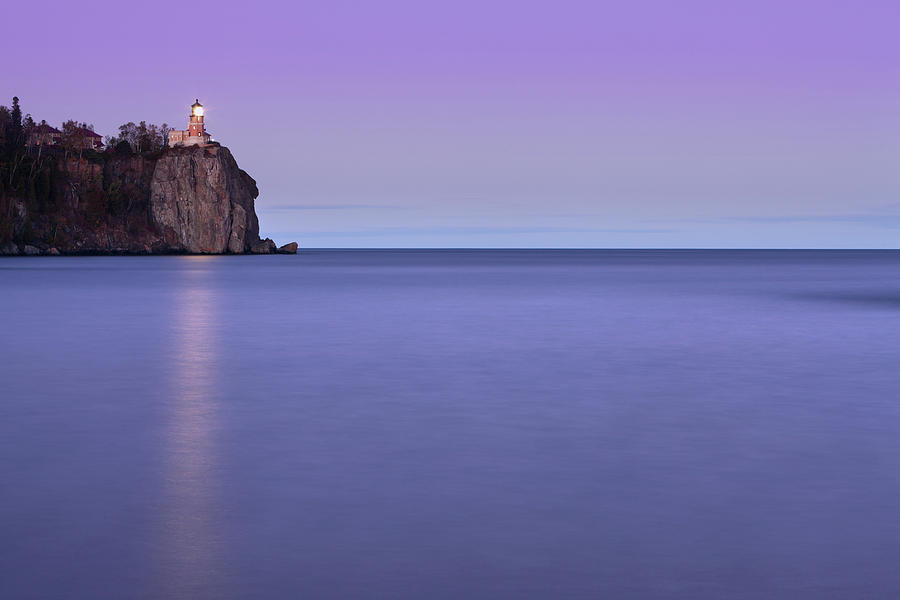 Minnesotas Split Rock Lighthouse Photograph by Jimkruger