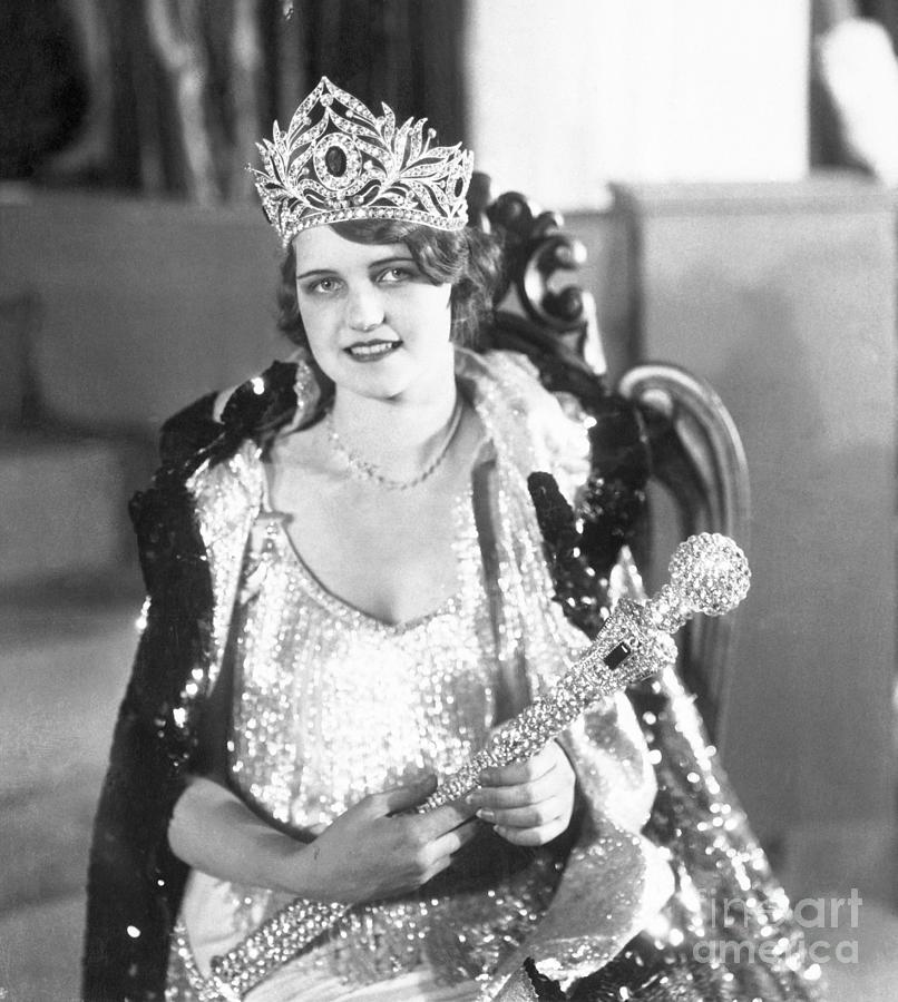 Miss America Of 1927 Lois Delander Photograph by Bettmann