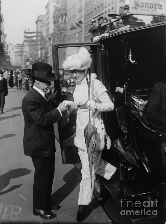 Miss Fannie Harley Photograph by Bettmann - Fine Art America