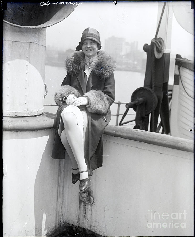 Miss Mable Highfield Prettiest On Ship Photograph by Bettmann