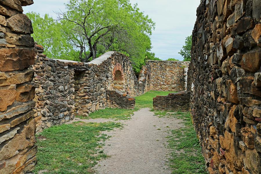 Mission Espada V by Michiale Schneider Mission Espada V by Michiale Schneider