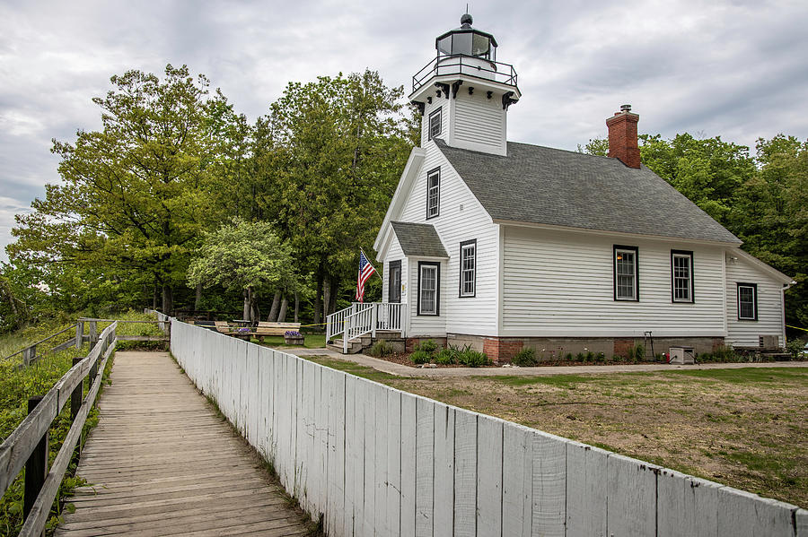 Mission Point Lighthouse in Michigan Photograph by John McGraw