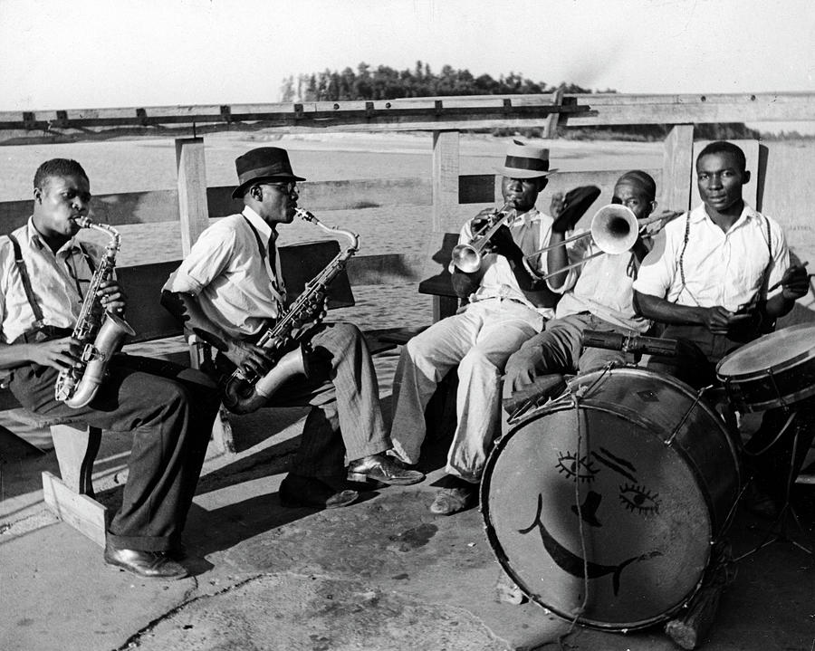 Mississippi River Musicians Photograph by Alfred Eisenstaedt