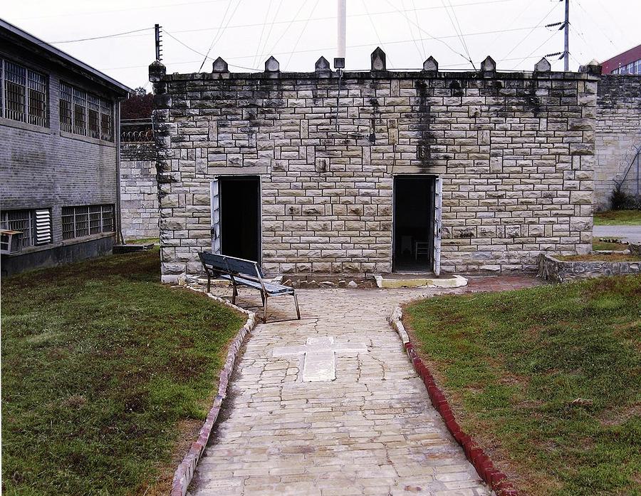 Missouri State Penitentiary - The Gas Chamber Photograph By Nick ...