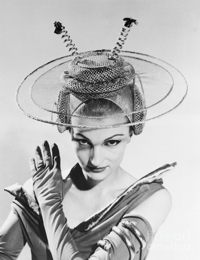 Model Wearing A Futuristic Hat Photograph by Bettmann