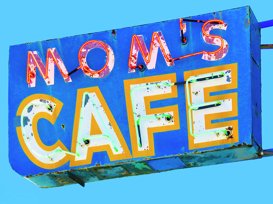 Moms Cafe Photograph by Dominic Piperata