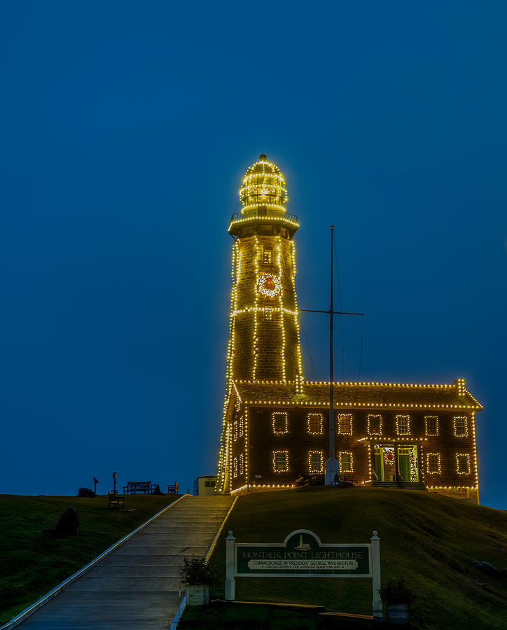 Montauk Lighthouse 2 Photograph by Alice Sheng