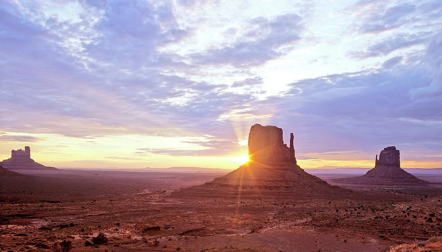 Monument Valley Photograph - Monument Valley 02 by Gordon Semmens