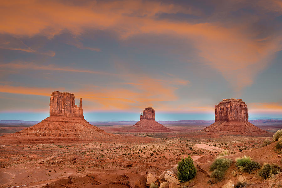 Monument Valley Sunrise 1401 Photograph by Kenneth Johnson