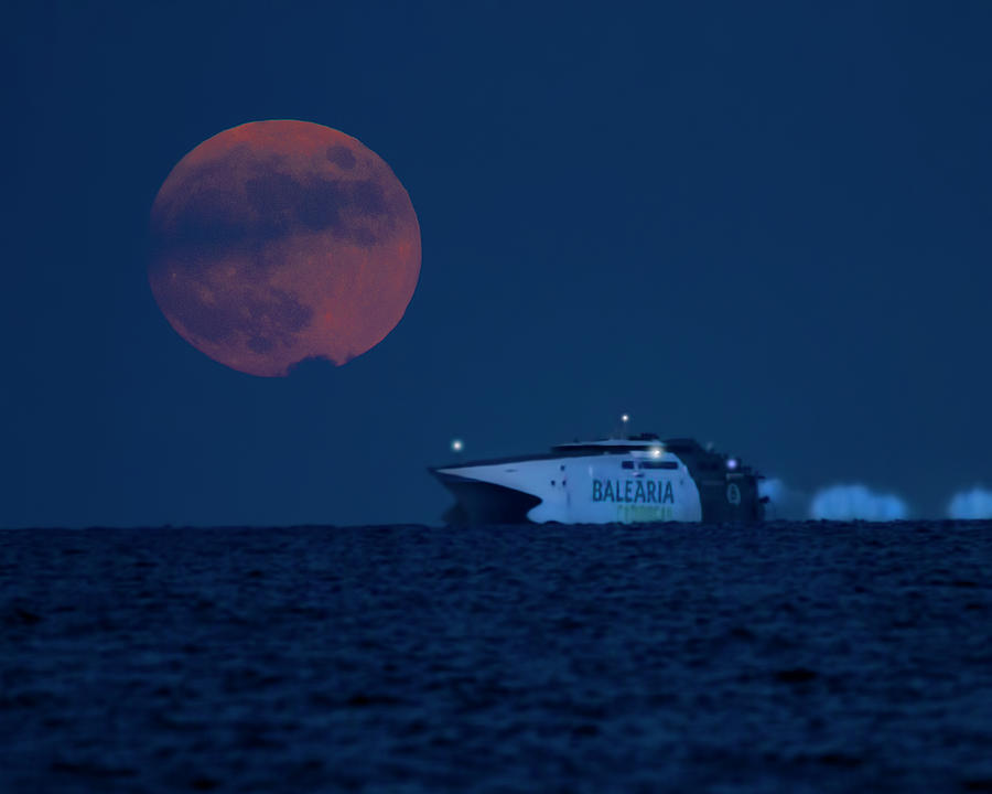 Moon Ship Photograph by Mark Andrew Thomas