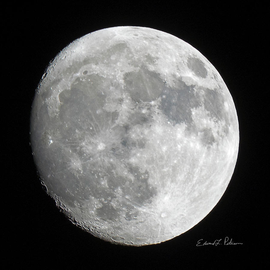 Moon Waxing Gibbous Photograph by Ed Peterson