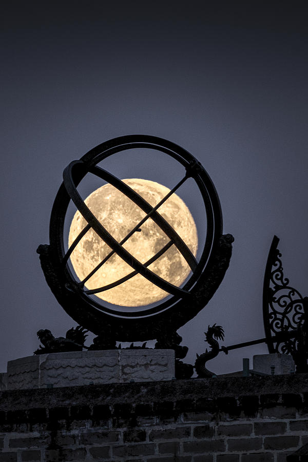 Moongazing Photograph by Ran Shen