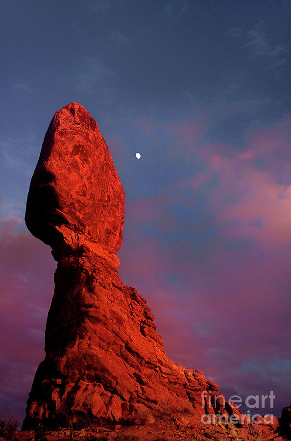 Moonrise Over Balanced Rock Arches National Park Utah Photograph by Dave Welling