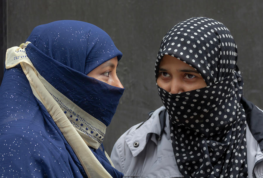 Moslem Day NYC 9_23_2018 Girls Conversing Photograph by Robert Ullmann