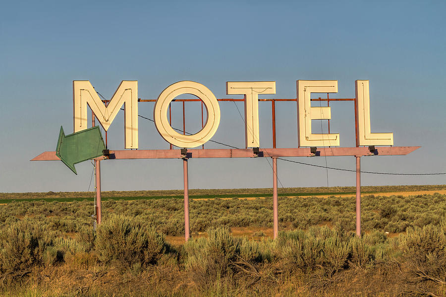 Motel Nowhere Photograph by Mark Kiver