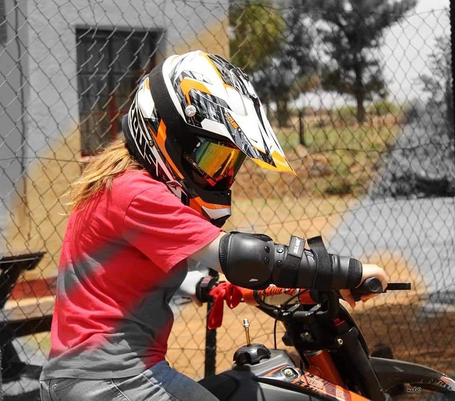 motocross girl