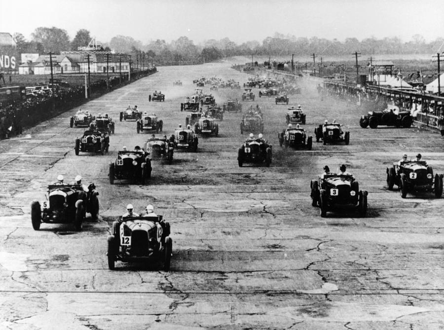 Motor Race, Brooklands, Surrey, 1920s Photograph by Heritage Images