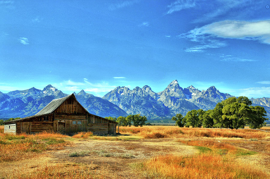 Moulton Barn And The Tetons Photograph by Ronnie Wiggin