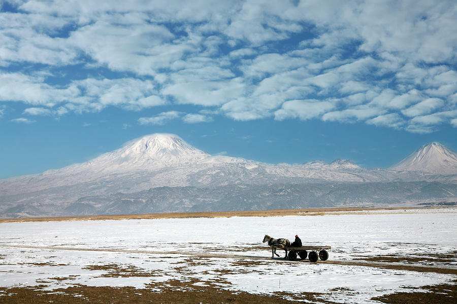 Nature Photograph - Mount Ararat by Uchar