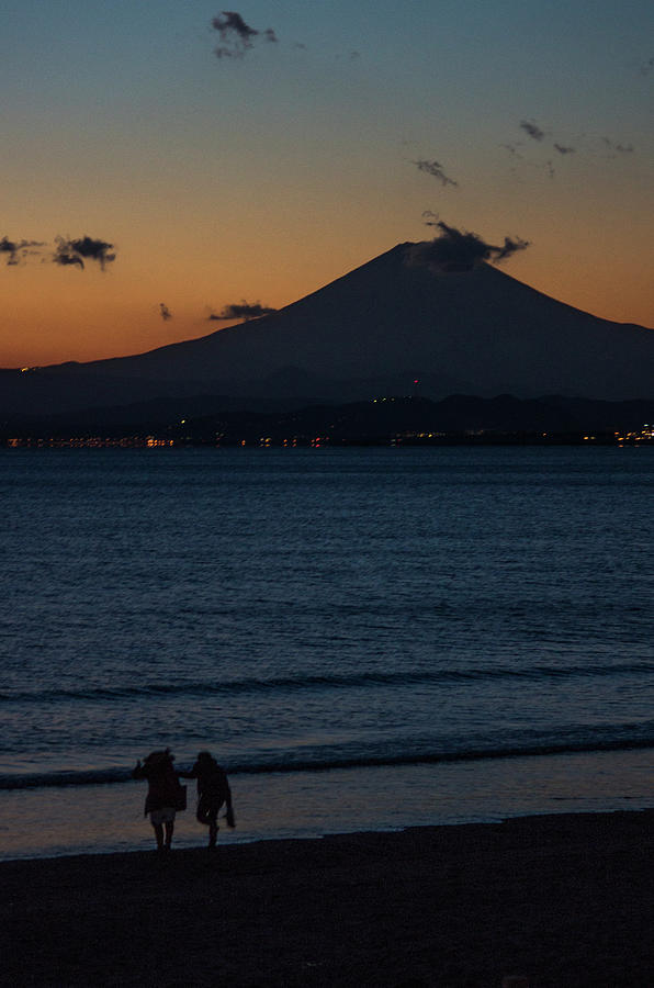 Mount Fuji And Viewers Photograph by Björn Neumann