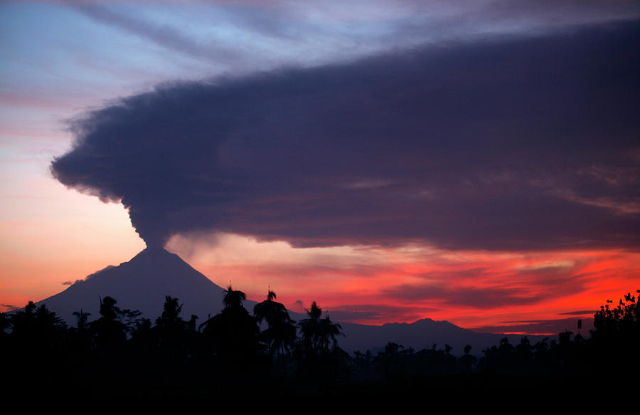 Mount Merapi Volcano Erupts As Seen Photograph by Andry Prasetyo - Fine ...