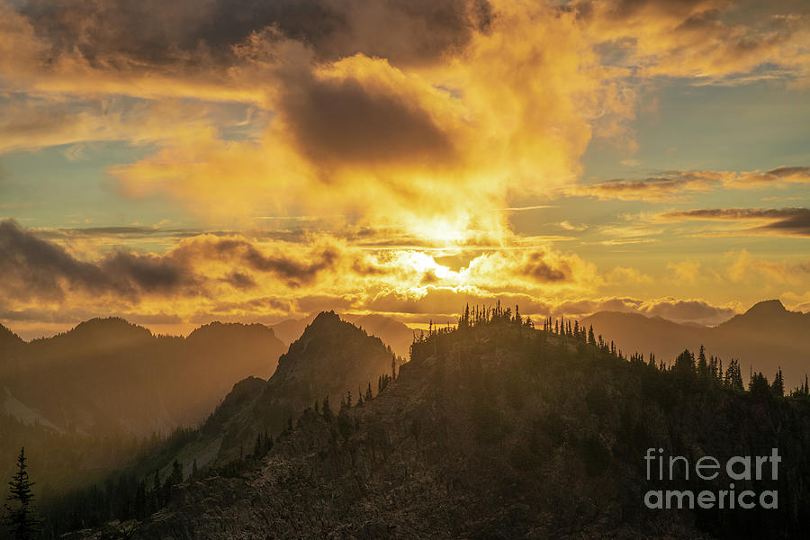 Mount Rainier Photography Tatoosh Range Sunset Light Layers Photograph