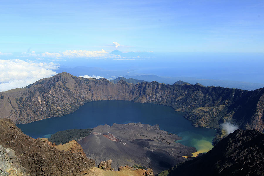 Mount Rinjani Photograph by Dwi Martono - Pixels