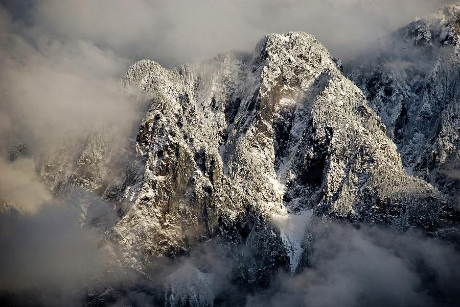Mount Si Rampart in Winter Photograph by Scenic Edge Photography