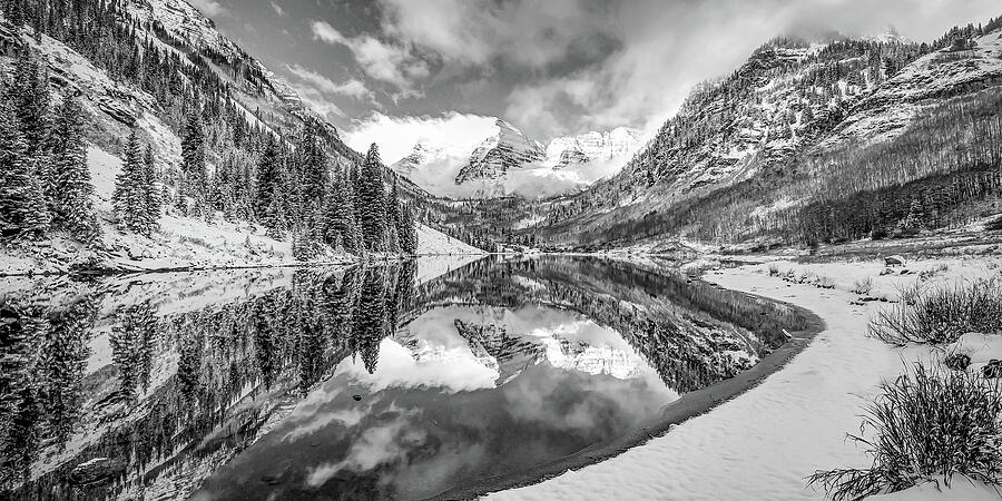 Mountain Peak Panorama of Maroon Bells - Aspen Colorado in Monochrome ...