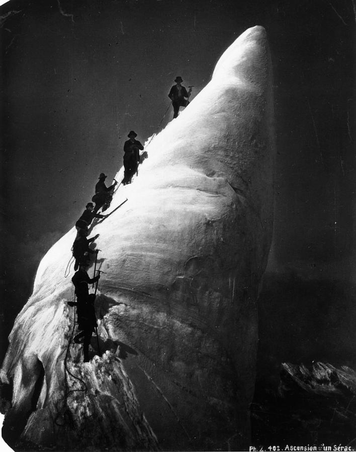 Mountaineers Photograph by Hulton Archive