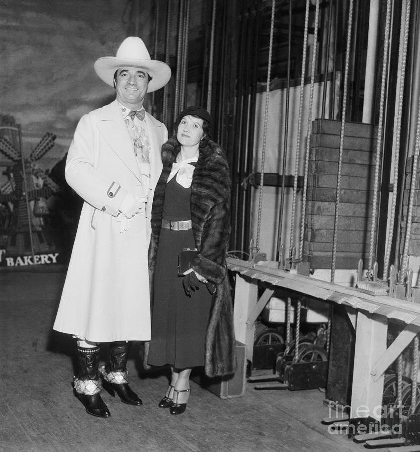 Mr. And Mrs. Tom Mix At Benefit Show Photograph by Bettmann