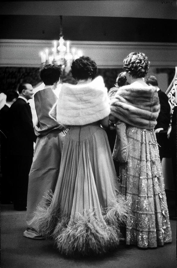 Mrs. Carmine G. De Sapiomrs. Samuel Photograph by Alfred Eisenstaedt Mrs. Carmine G. De Sapiomrs. Samuel Photograph by Alfred Eisenstaedt