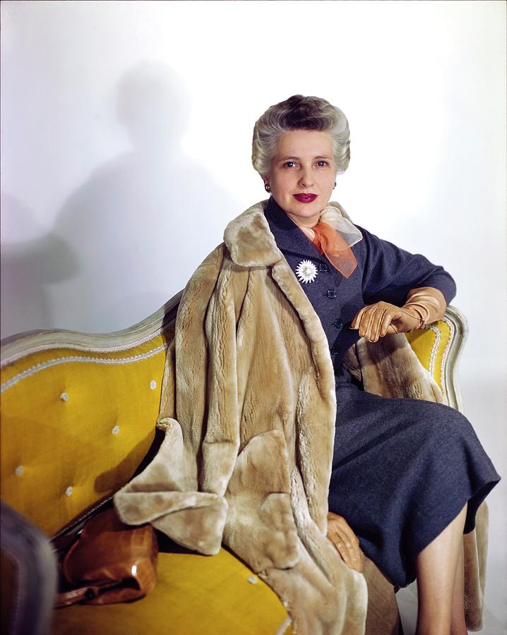 Mrs. William Lewis In Maximilian Photograph by Horst P. Horst