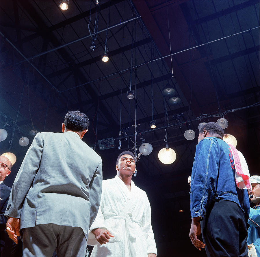 Sports Photograph - Muhammad Ali Before Liston Fight by John Dominis
