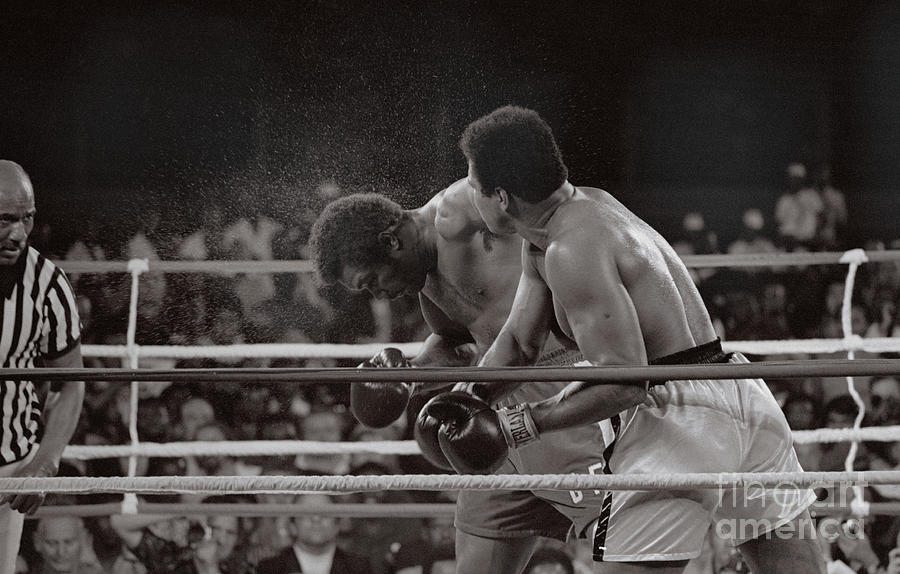 Muhammad Ali Hitting George Foreman Photograph by Bettmann