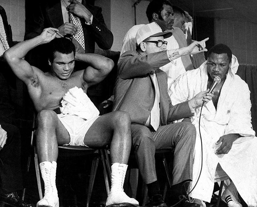 Muhammad Ali Primps For The Camera Photograph by New York Daily News Archive