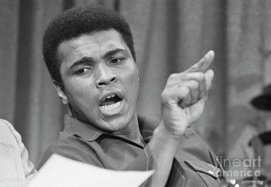Muhammad Ali Stressing A Point Photograph by Bettmann Muhammad Ali Stressing A Point Photograph by Bettmann