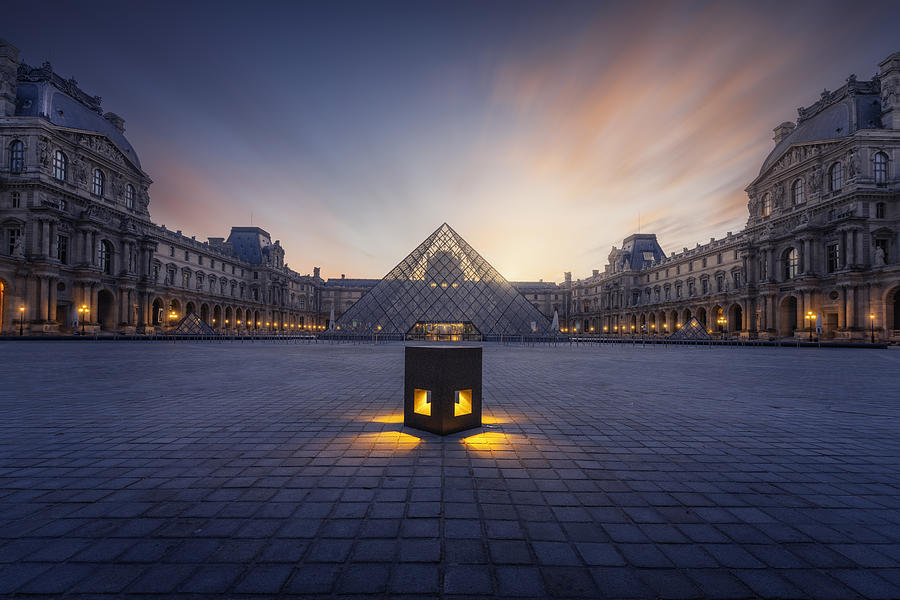 Paris Photograph - Musee Du Louvre by Jorge Ruiz Dueso