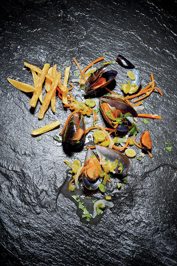 Mussels In A Pale Ale Broth With Fries Photograph by Tre Torri