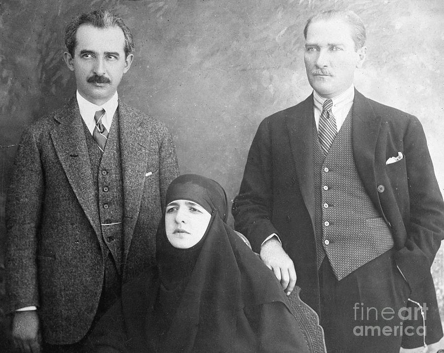 Mustafa Kemal W Wife And Ismet Pasha Photograph by Bettmann