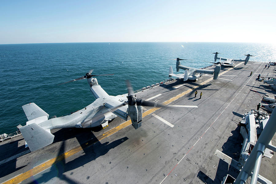 No People Photograph - Mv-22b Ospreys Refuel On The Flight by Stocktrek Images No People Photograph - Mv-22b Ospreys Refuel On The Flight by Stocktrek Images