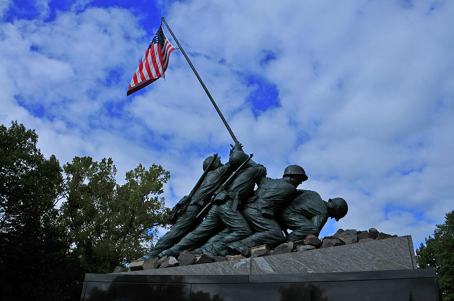 Mt Suribachi Flag Raising Photograph by Mike Martin - Fine Art America