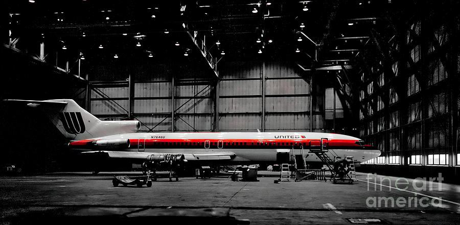 Chicago Photograph - N7646, 727, tri, motor, Hangar, Chicago, Ohare maintenance Chica by Tom Jelen