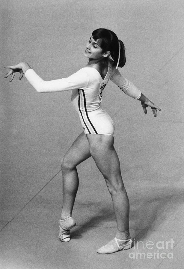 Nadia Comaneci Performing In Floor Photograph by Bettmann